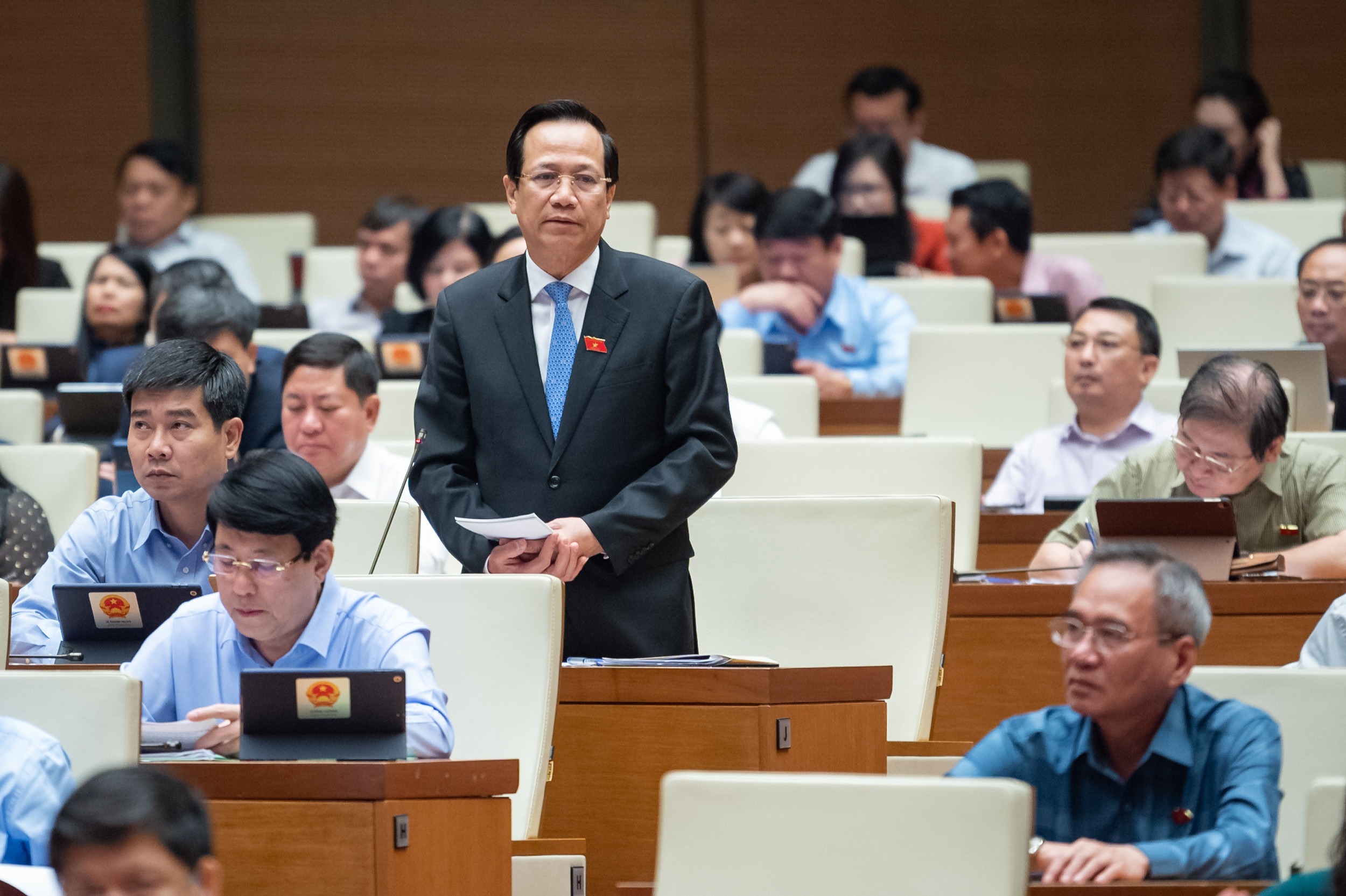 202311121115153204-bt-dao-ngoc-dung-1-841.jpg