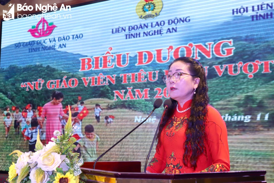 bna-bieu-duong-80-nu-giao-vien-anh-diep-thanh3-195.jpg.webp