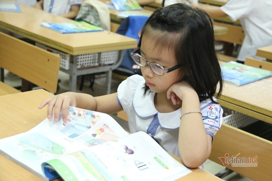 sach-giao-khoa-3-37-284-641.jpg