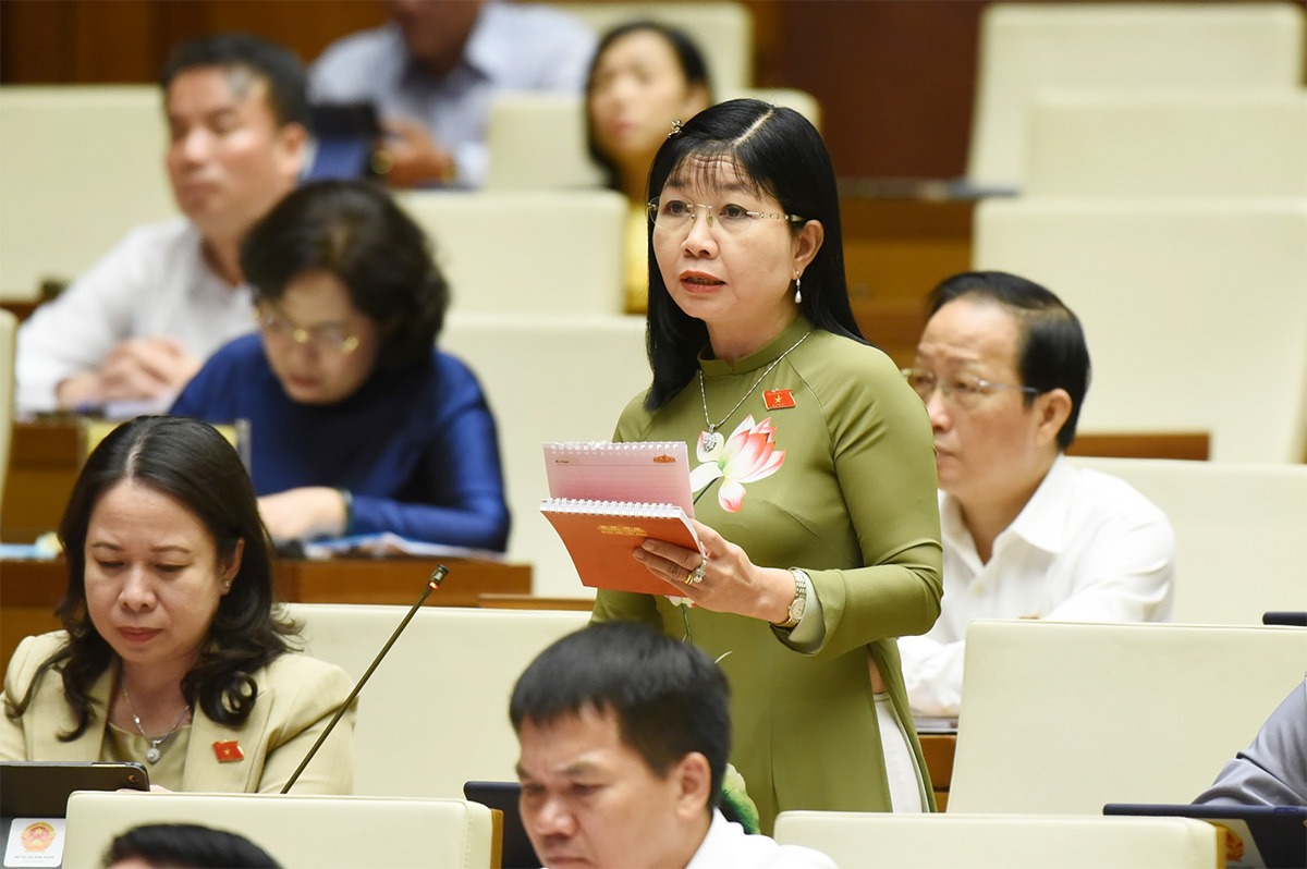 thanh-huong-1699257288054.jpg