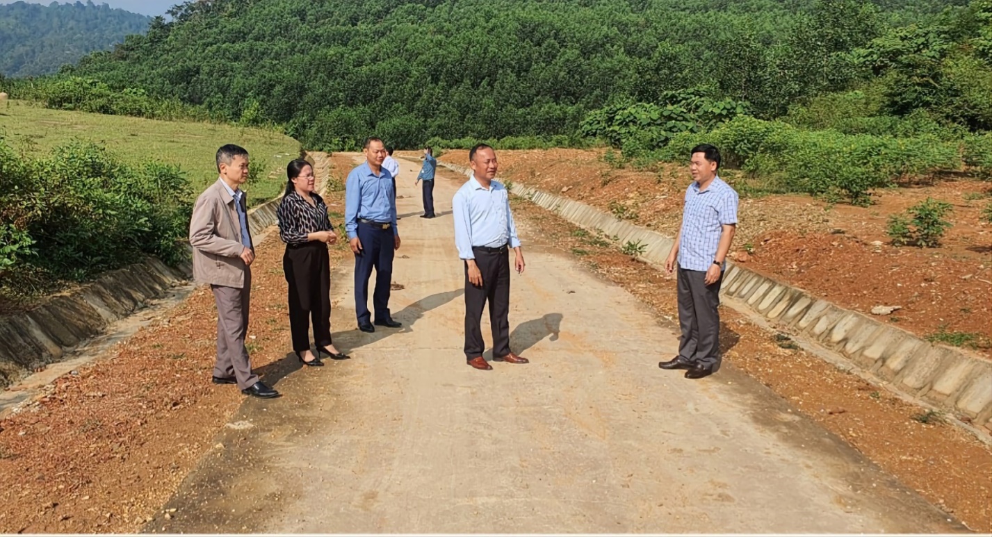 Thường trực HĐND huyện Con Cuông: Giám sát Chương trình mục tiêu quốc gia xây dựng nông thôn mới, nông thôn mới nâng cao trên địa bàn huyện