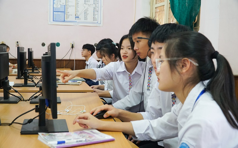 Bộ Giáo dục và Đào tạo trả lời kiến nghị cử tri về đối tượng tuyển sinh trường phổ thông dân tộc nội trú