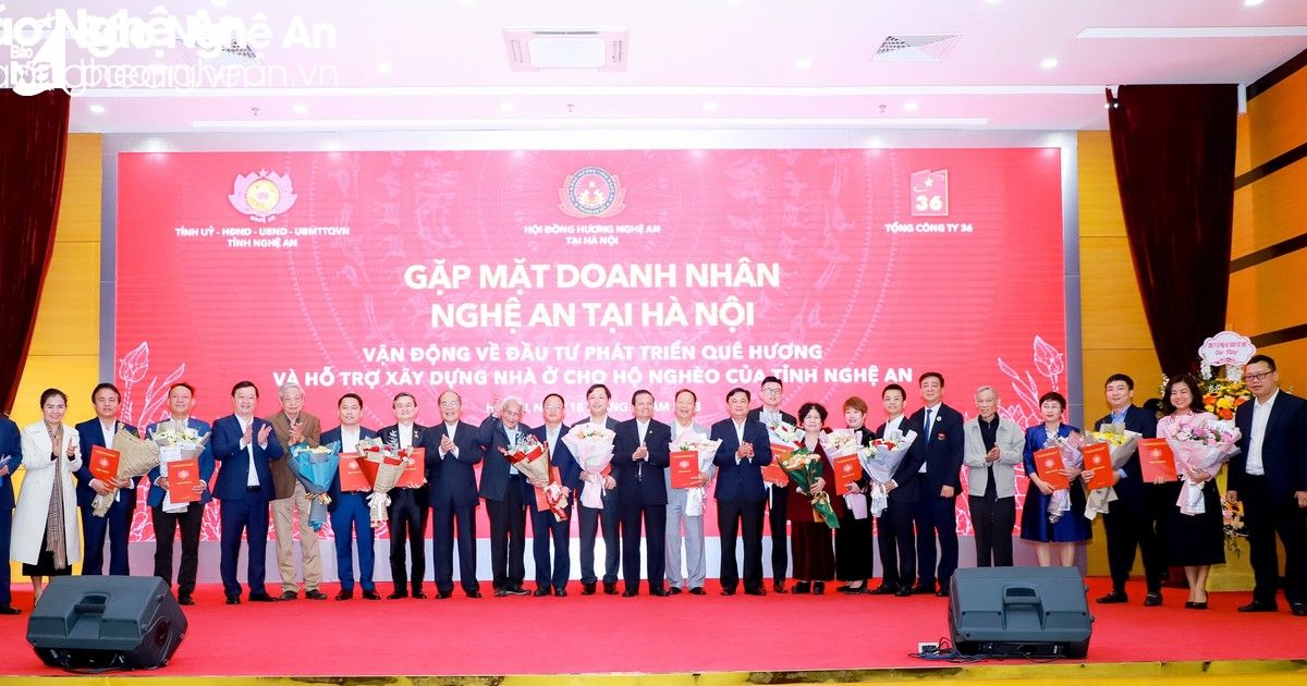 Doanh nhân Nghệ An tại Hà Nội ủng hộ hơn 33 tỷ đồng xây dựng nhà cho người nghèo