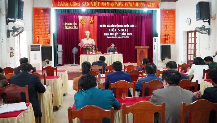 mot-hoi-nghi-giao-ban-giua-thuong-truc-hnd-huyen-hung-nguyen-voi-thuong-truc-hnd-cac-xa-thi-tran----anh-ha-hue.jpg