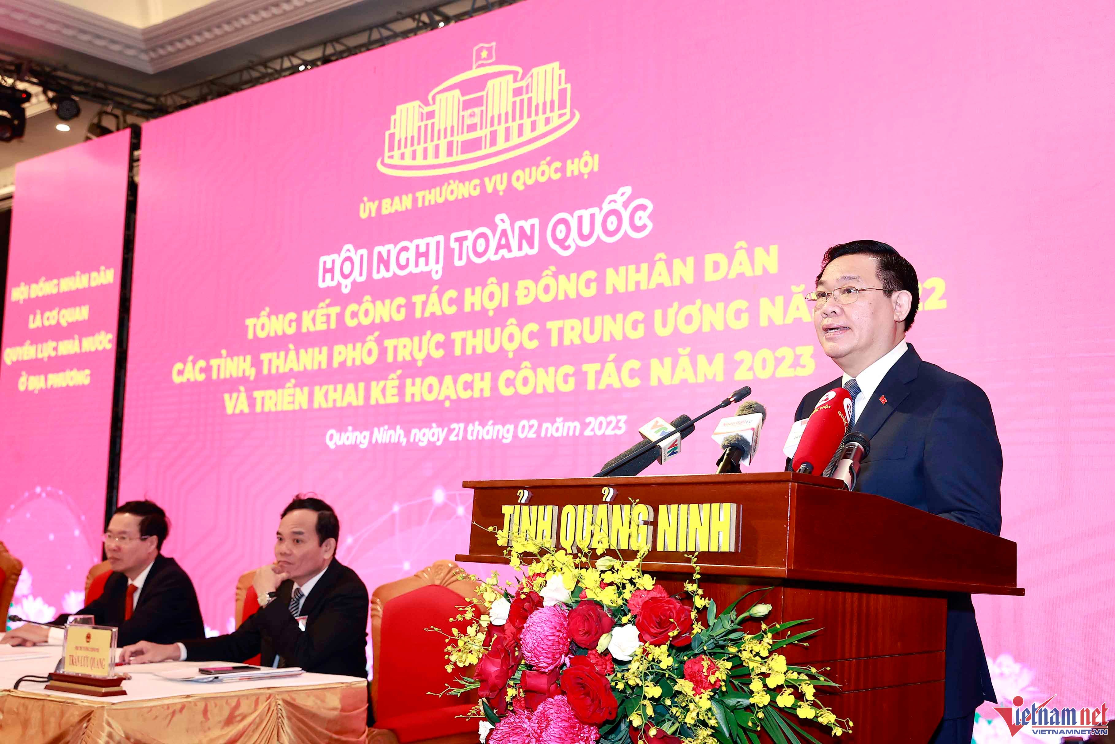 tan6483-copy-1266.jpg