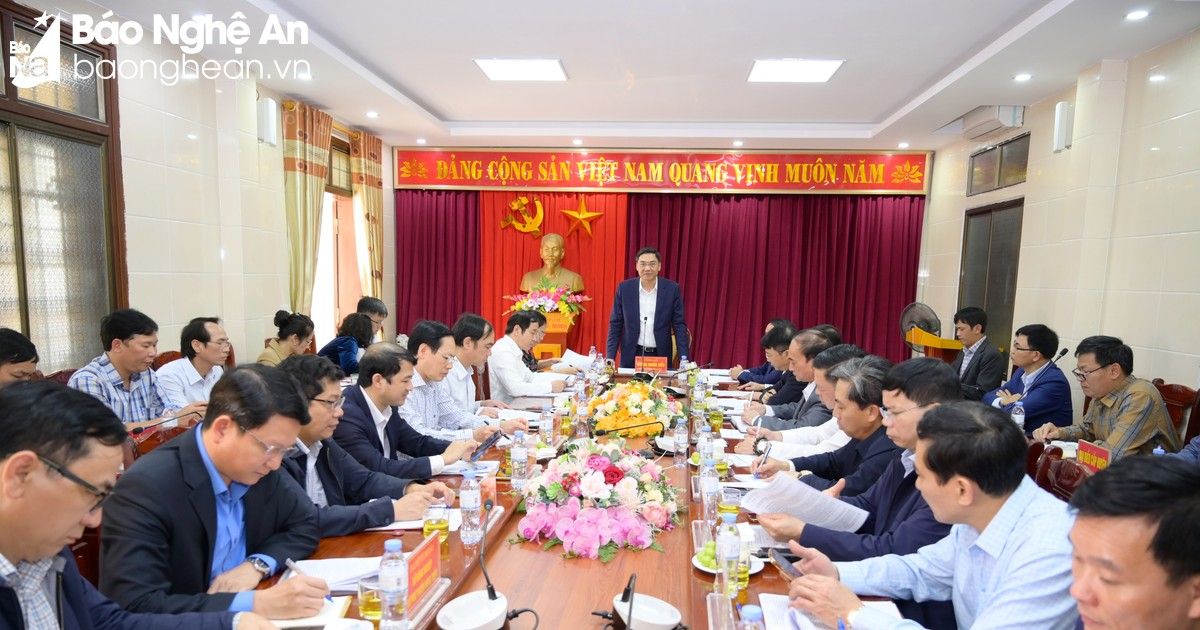 Phó Bí thư Tỉnh ủy Hoàng Nghĩa Hiếu làm việc với Ban Thường vụ Huyện ủy Nghi Lộc