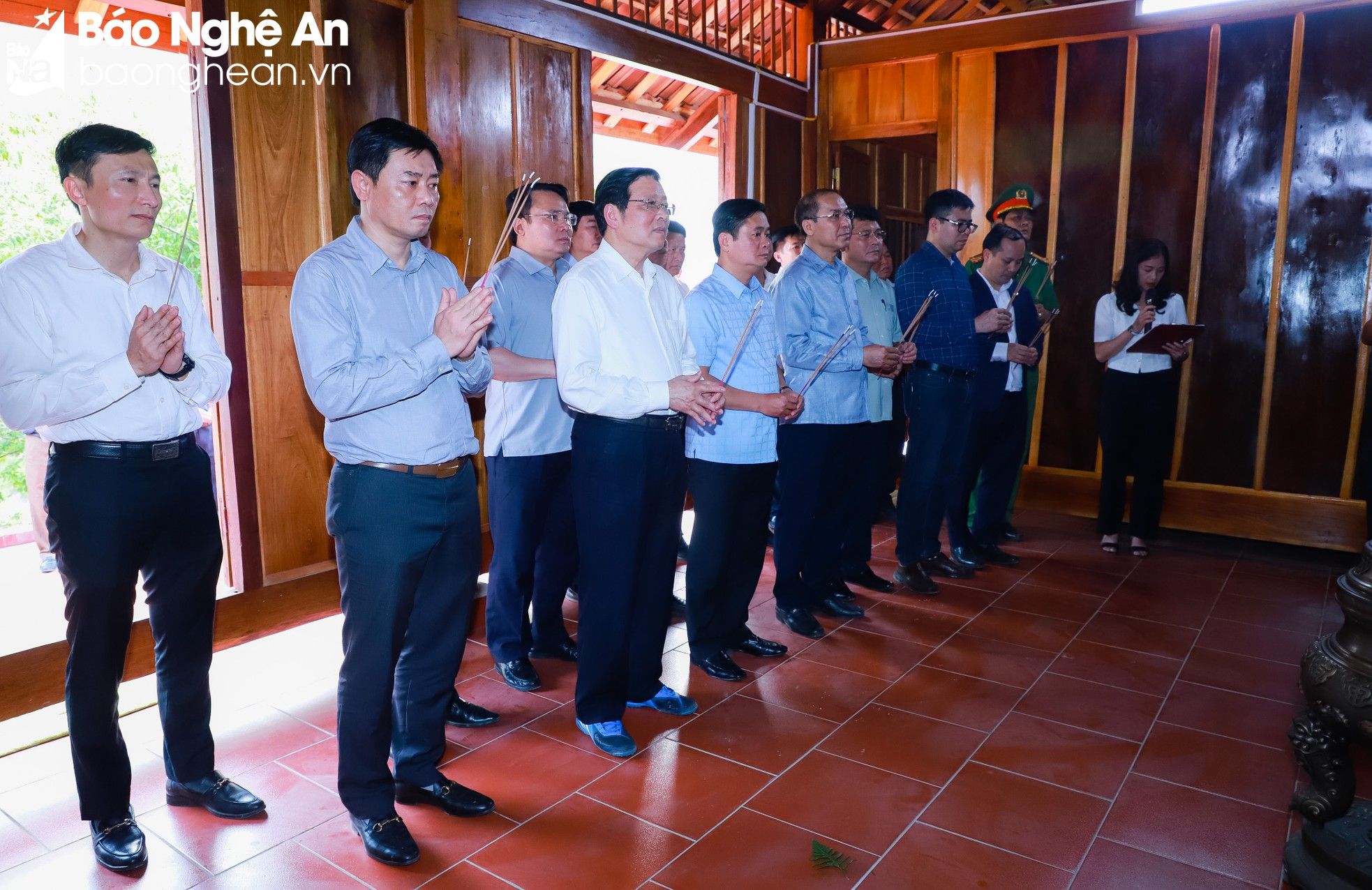 bna-3-thap-huong-nha-tuong-niem-nghia-trang-muong-long-96.jpg