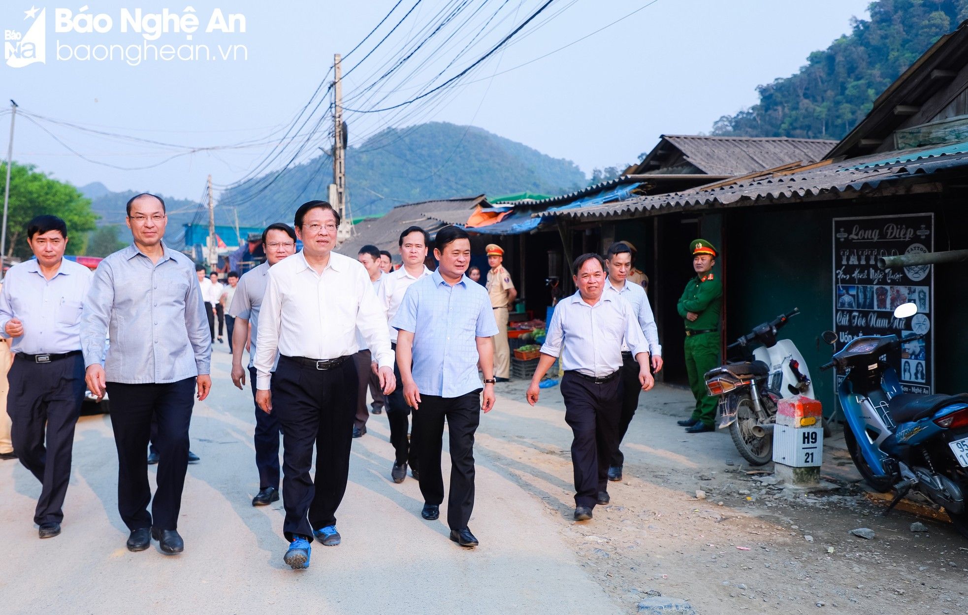 bna-6-den-tham-xa-muong-long-4216.jpg