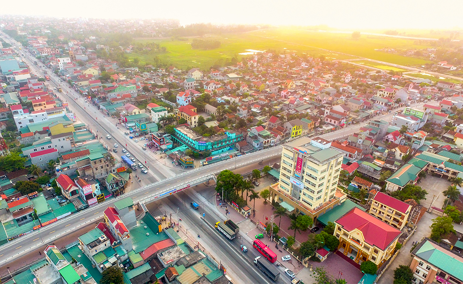 5_10_-quynh-luu---nghe-an.jpg