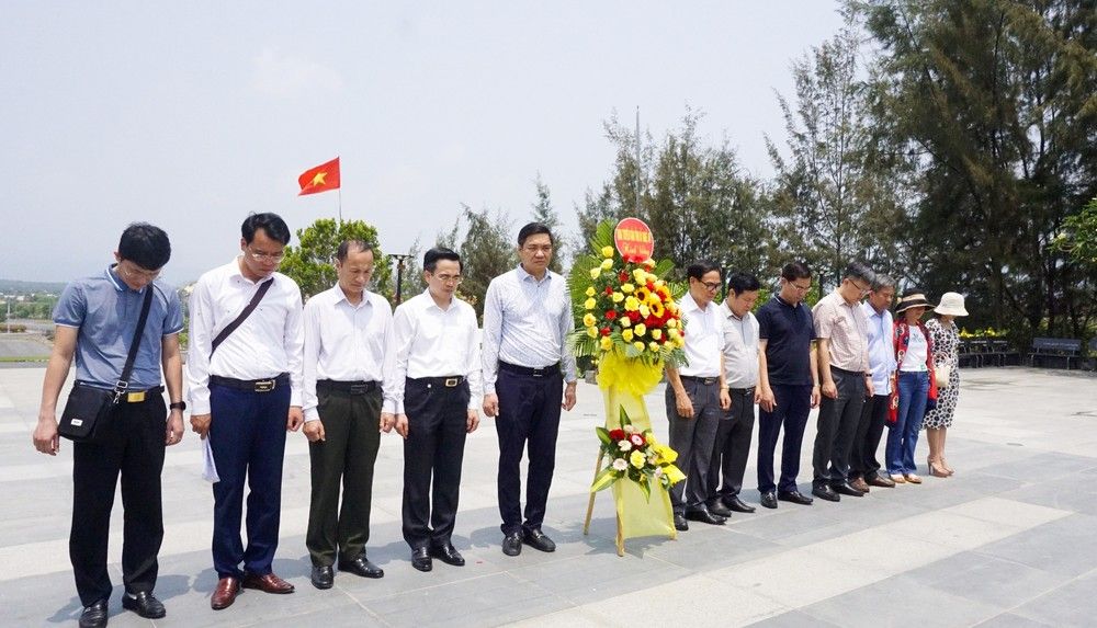 anh-8-972--n1.jpg