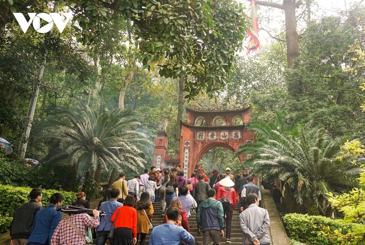 den-hung-gio-to-hung-vuong_1_20230429074652.jpg