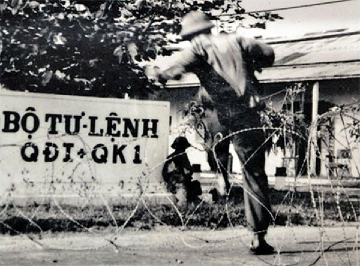 tan-cong1_20230430072446.jpg