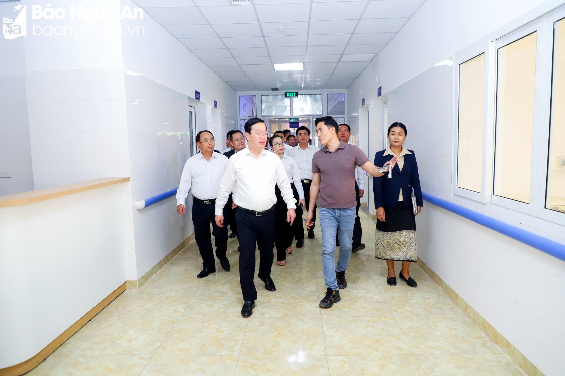 bna-img-4067-883.jpg