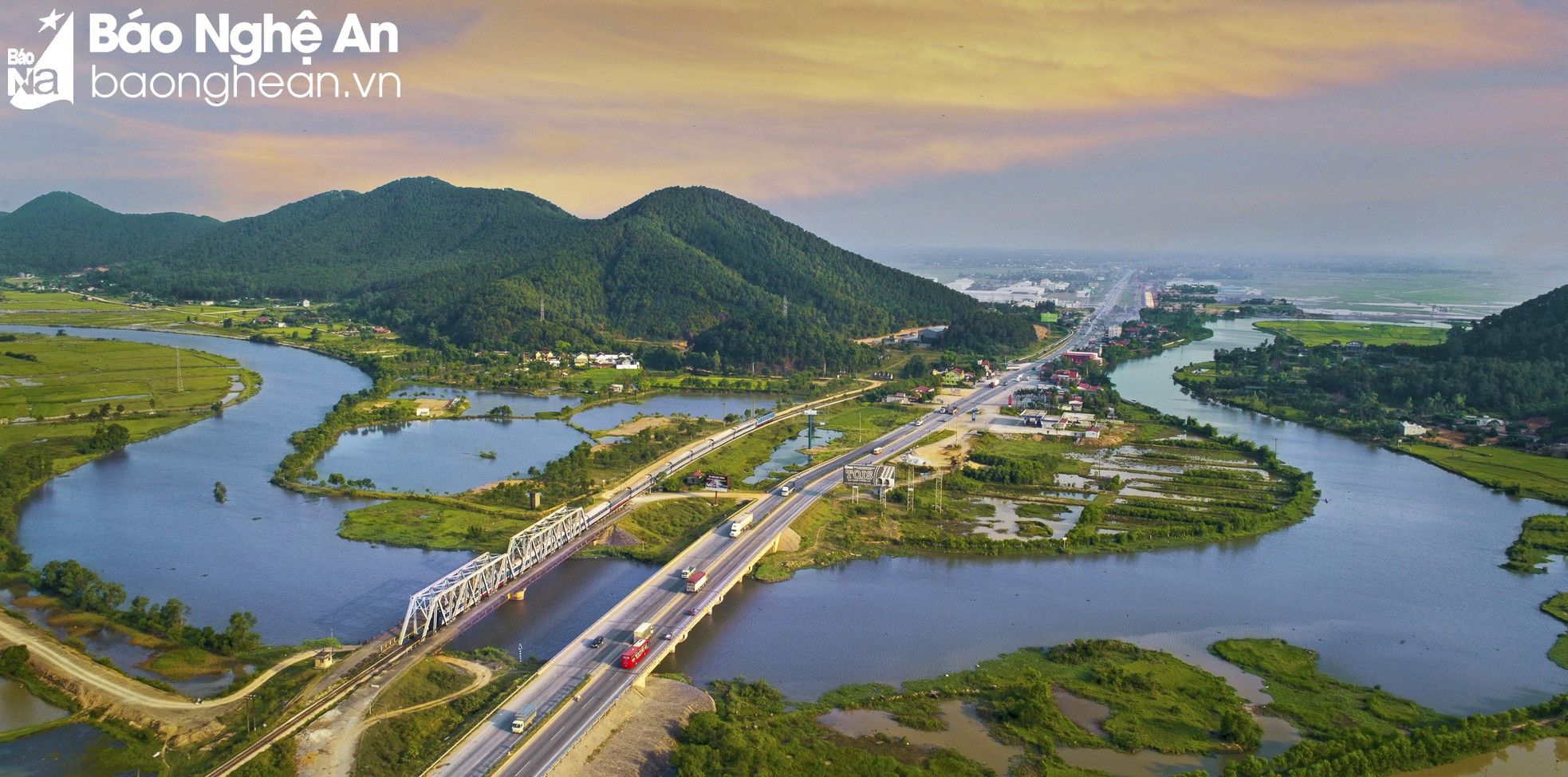 bna_duong_vo_xu_nghe_quanh_quanhanh_chup_tai_cau_cam_nguyenthanhhai4892409_8112018.jpg