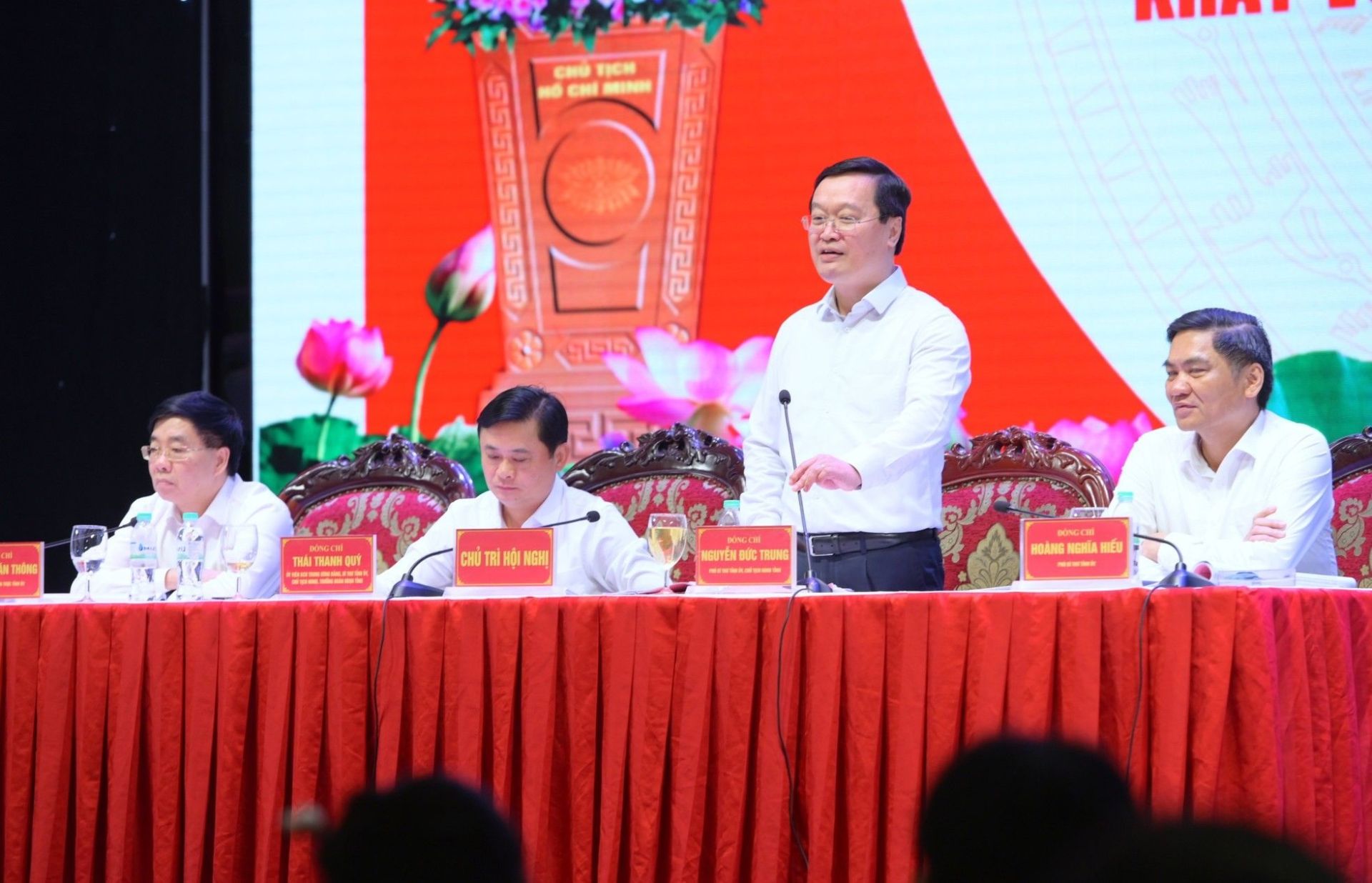 Chủ tịch UBND tỉnh: Cần nỗ lực, quyết tâm lớn hơn cho mục tiêu phát triển của tỉnh