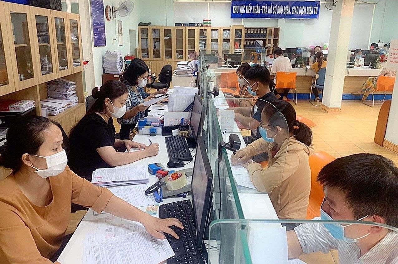 bhxh-mot-lan-anh-1-1-1453.jpg