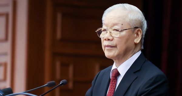 Tổng Bí thư Nguyễn Phú Trọng: Kiên quyết đấu tranh loại bỏ những người tham nhũng, hư hỏng; chống chạy chức, chạy quyền