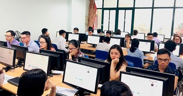 Dự kiến bãi bỏ toàn bộ 10 thông tư về tuyển dụng; quản lý công chức, viên chức
