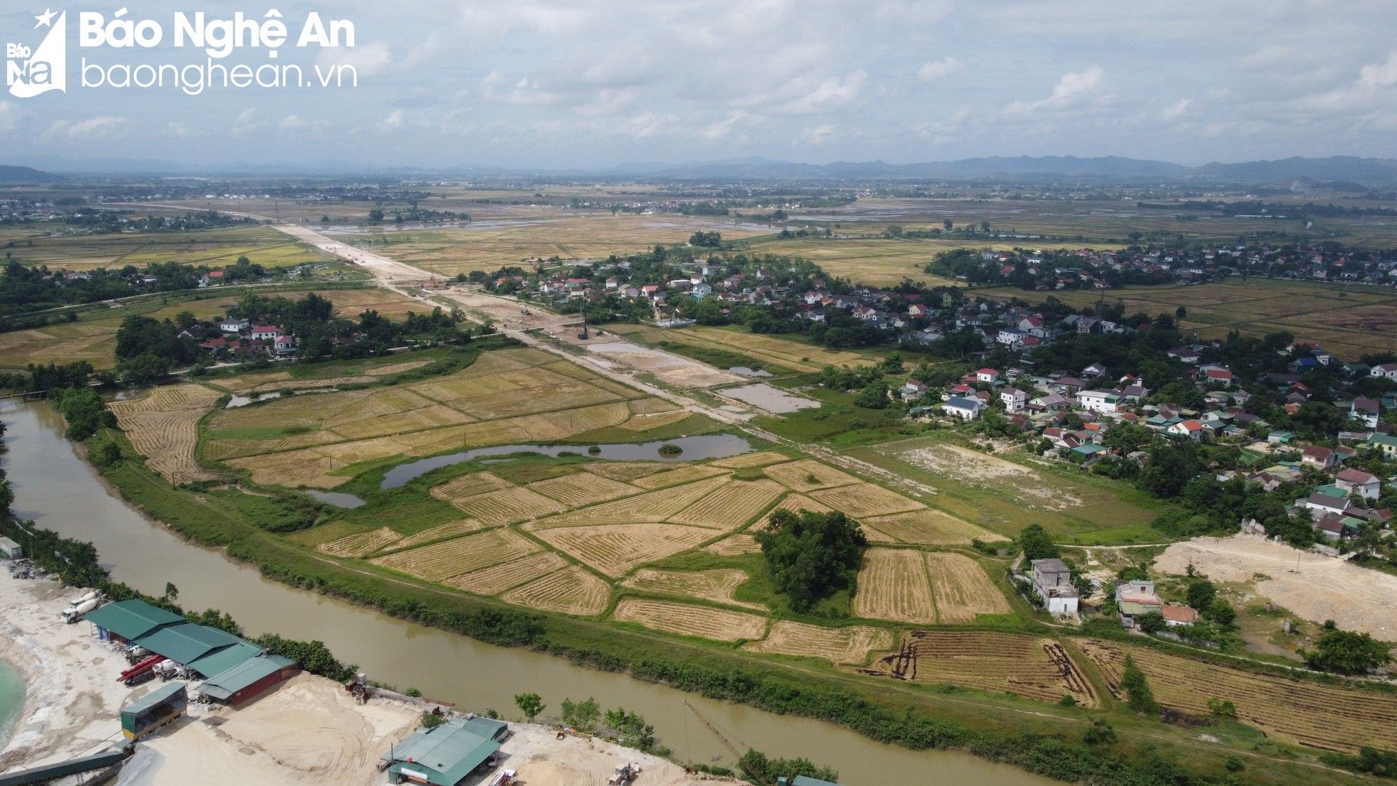 bna-du-an-cao-toc-doan-qua-xa-hung-dao-co-vi-tri-dang-nguyen-tho-chua-duoc-boc-phong-hoa-2336--n1.jpg