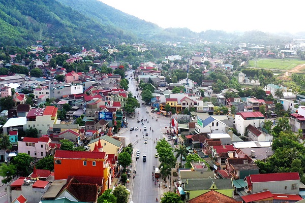 Đầu tư, nâng cấp các tuyến đường giao thông đi qua thị xã Thái Hòa