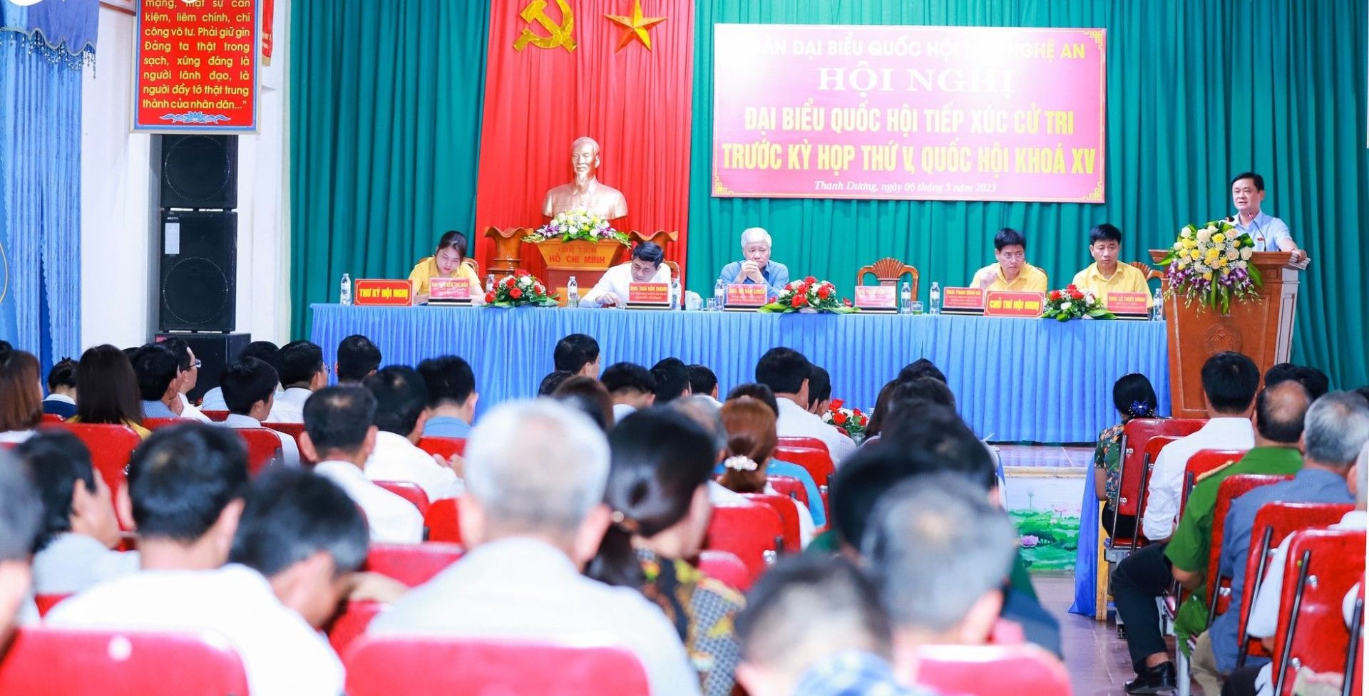 Đại biểu Quốc hội đoàn Nghệ An tiếp xúc cử tri huyện Thanh Chương