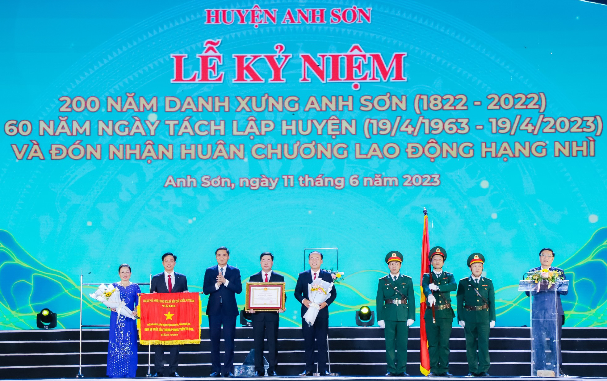 Huyện Anh Sơn trọng thể kỷ niệm 200 năm Danh xưng Anh Sơn và 60 năm ngày tách lập huyện