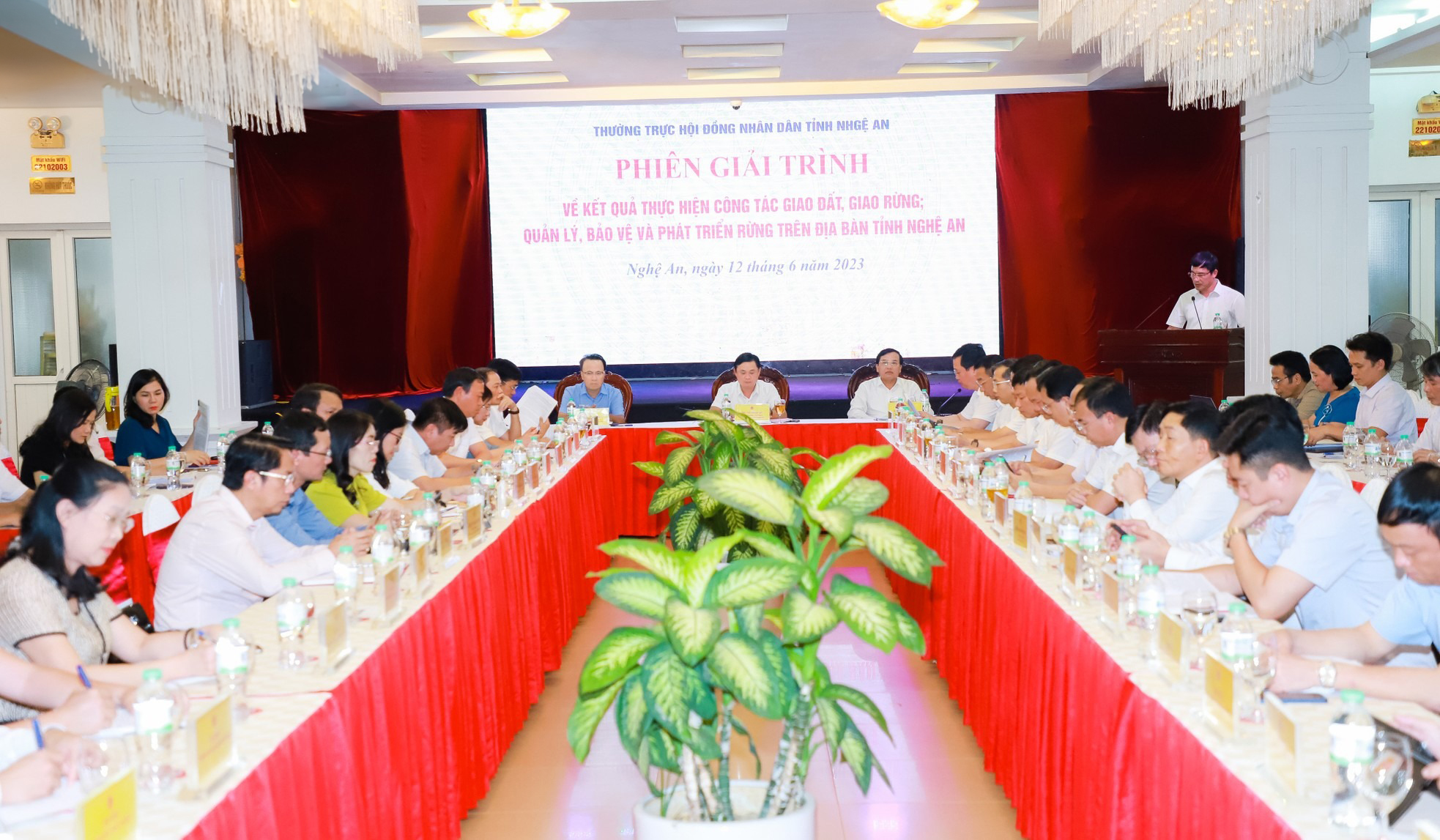 thuong-truc-hdnd-tinh-nghe-an-to-chuc-phien-giai-trinh-ve-cong-tac-giao-dat-giao-rung-quan-ly-bao-ve-va-phat-trien-rung--n1.jpg