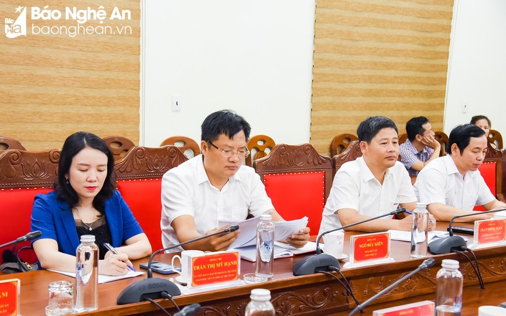 bna-dai-bieu-anh-thanh-le-3317.jpg