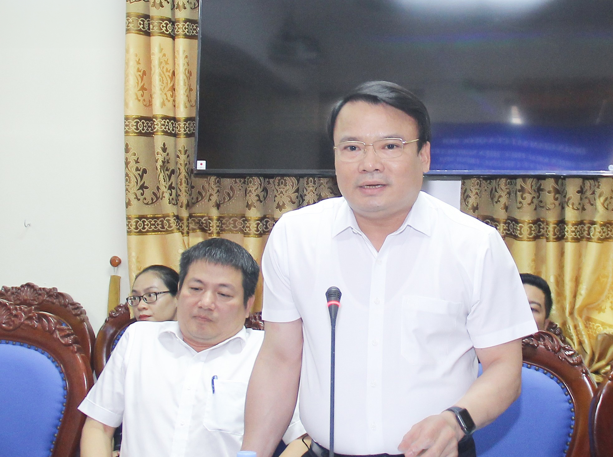 doan-cong-tac-quoc-hoi-giam-sat-cong-tac-xay-dung-nong-thon-moi-tai-nghe-an--n8.jpg