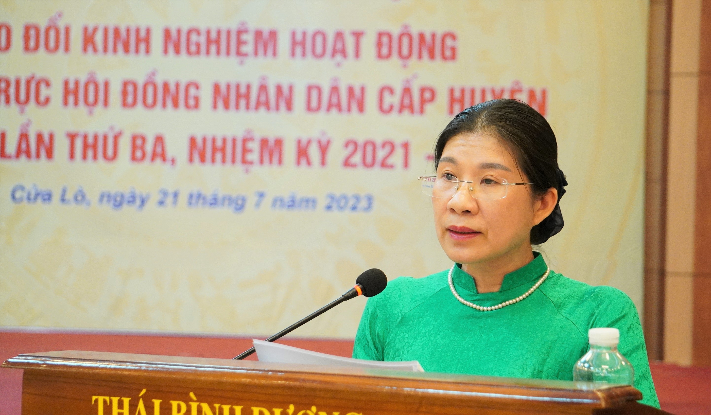 thiet-thuc-hieu-qua-tu-hoi-nghi-trao-doi-kinh-nghiem-hoat-dong-thuong-truc-hdnd-cap-huyen-cum-1-lan-thu-ba--n7.jpg