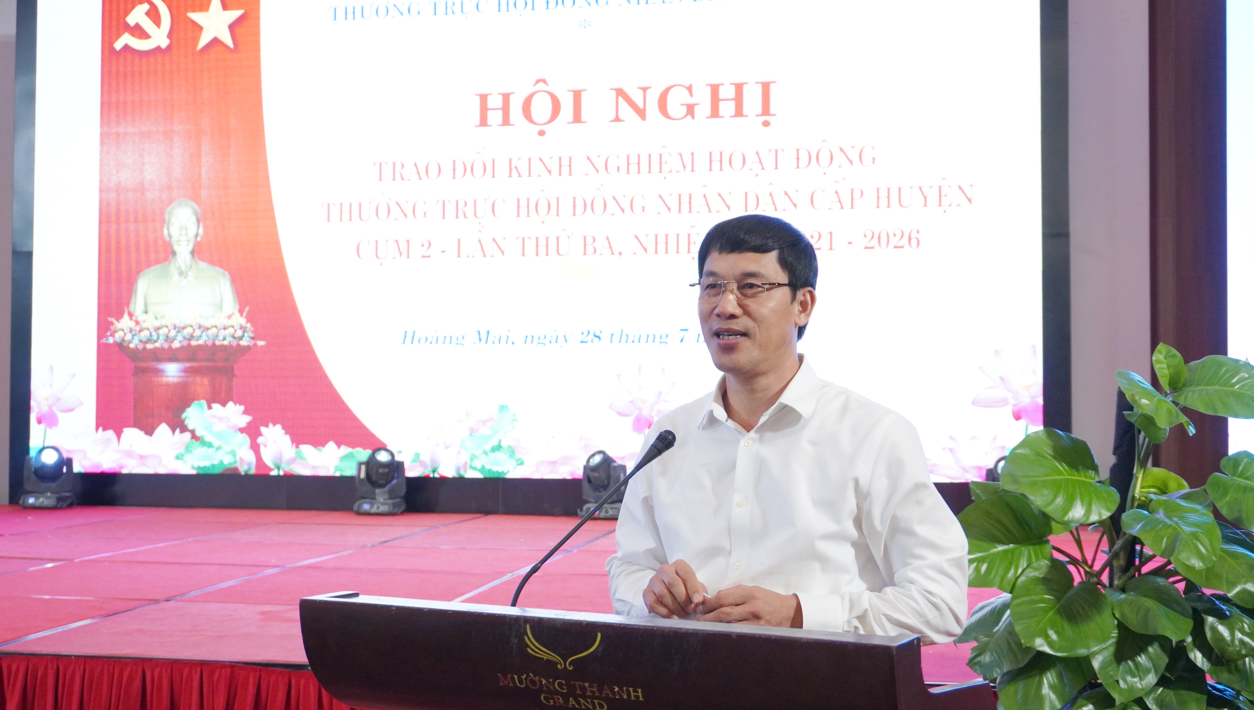 bao-cao-de-dan-hoi-nghi-giao-ban-thuong-truc-hdnd-cap-huyen-cum-2-lan-thu-ba-nhiem-ky-2021-2026--n2.jpg
