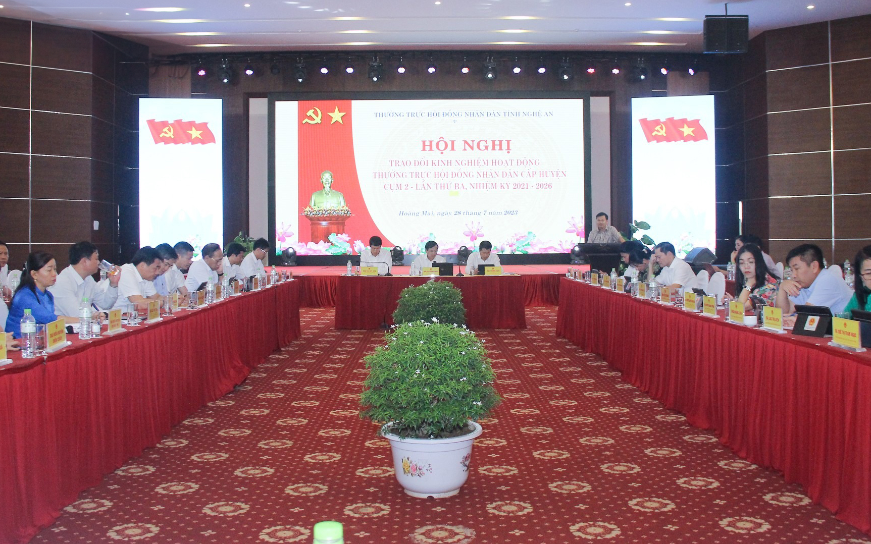 Nhiều cách làm hay từ Hội nghị trao đổi kinh nghiệm hoạt động Thường trực HĐND cấp huyện cụm 2, lần thứ ba