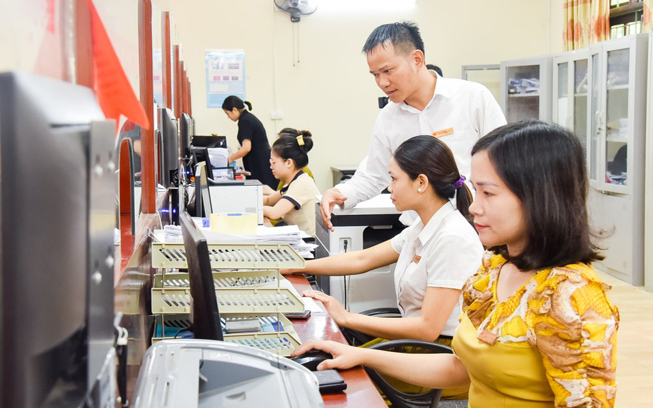 Cán bộ làm việc tại Bộ phận Một cửa ở Nghệ An được hỗ trợ mức cao nhất 2 triệu đồng/tháng