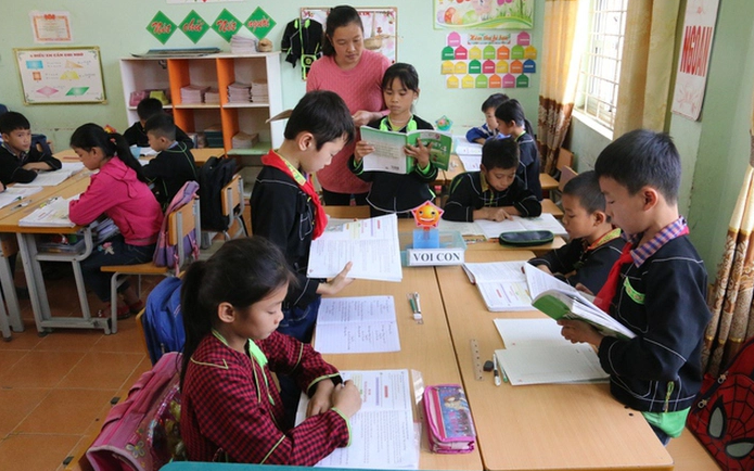 Sở Giáo dục và Đào tạo trả lời cử tri thị xã Hoàng Mai về việc tăng học phí, ảnh hưởng đến các gia đình thuộc diện khó khăn