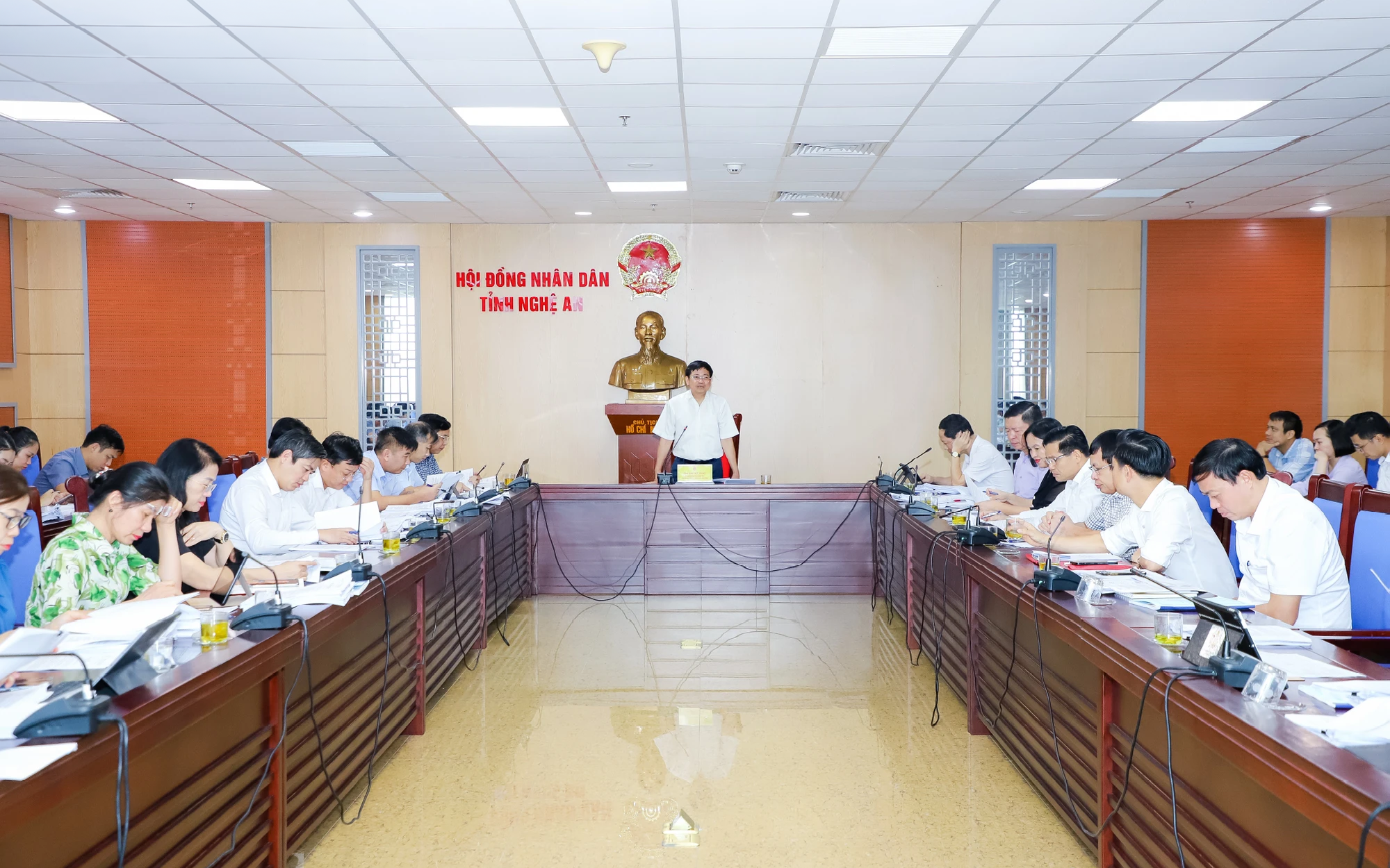 Thống nhất trình HĐND tỉnh Nghệ An 7 dự thảo Nghị quyết về chuyển đổi mục đích sử dụng đất và đầu tư công