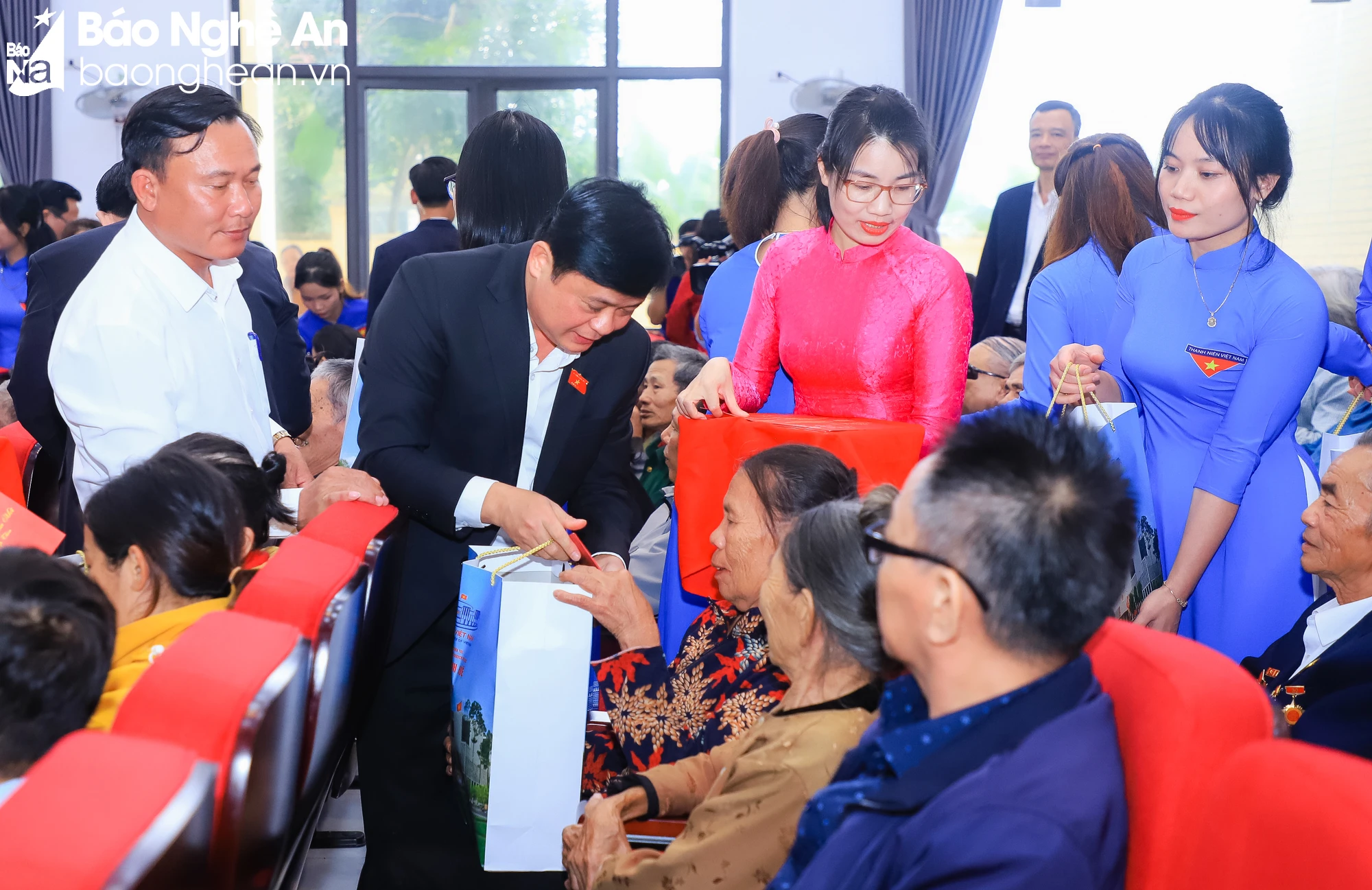 bna-img-2263-6505.jpg.webp
