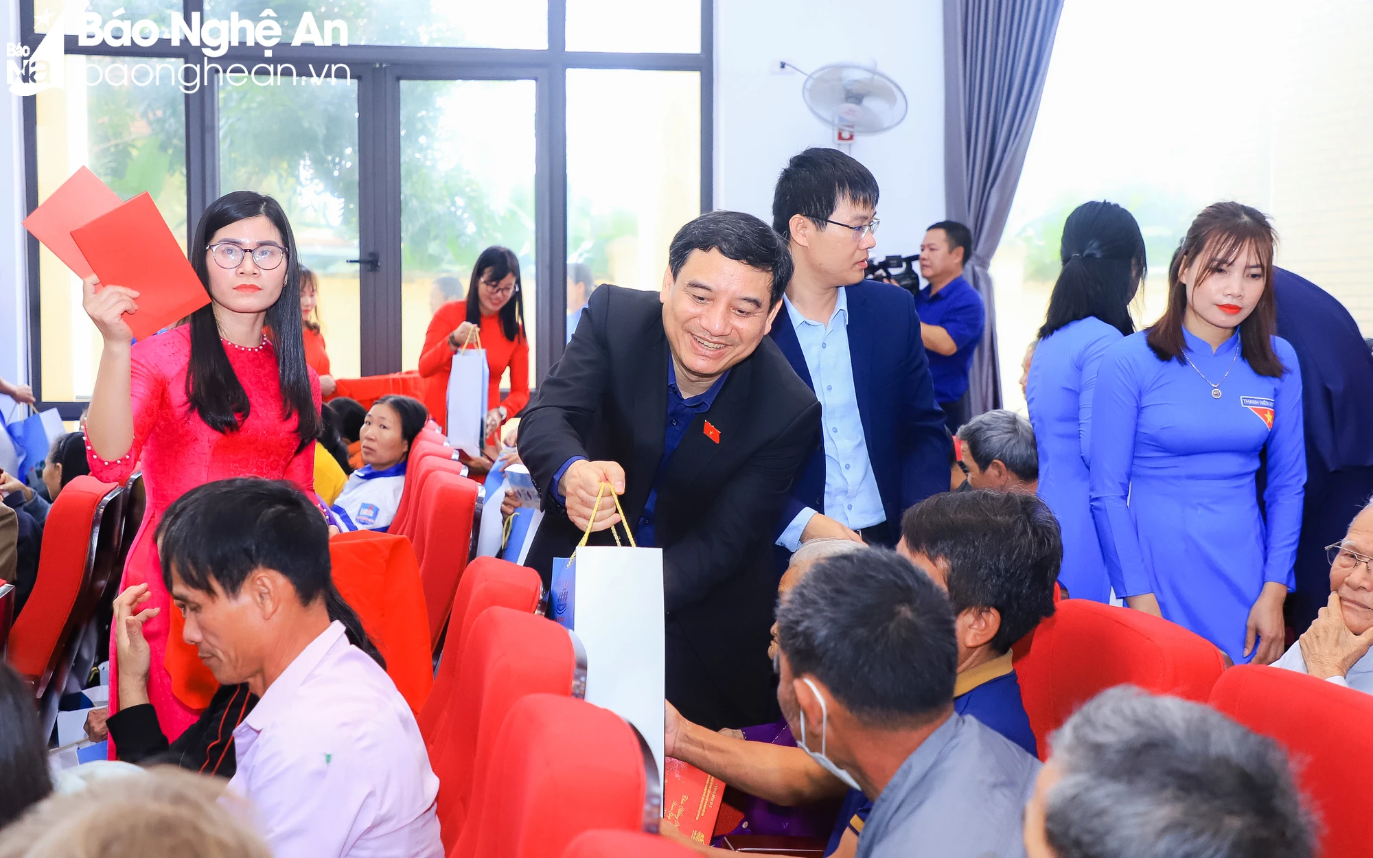 bna-img-2291-5106.jpg.webp