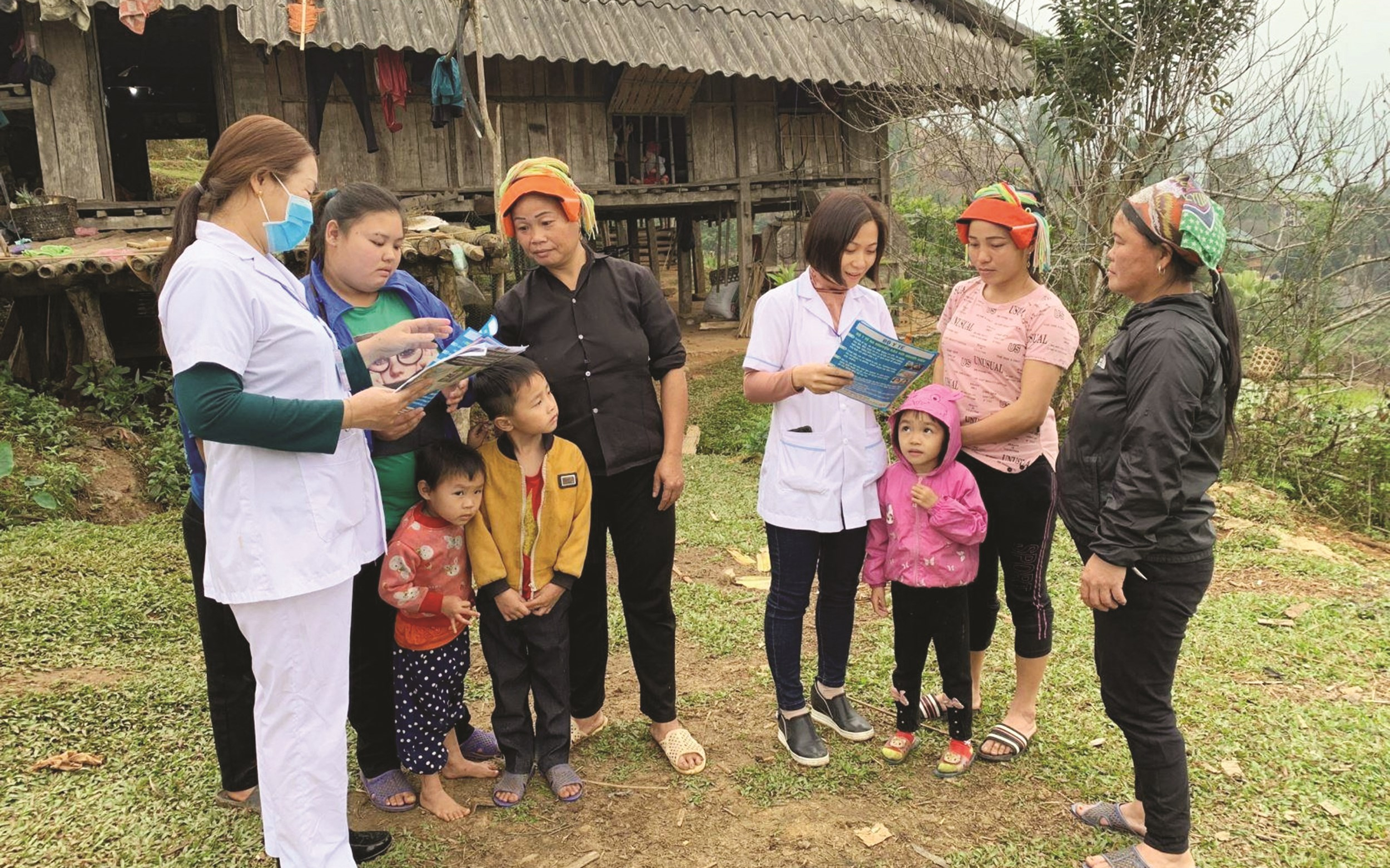 Sở Y tế trả lời cử tri cử tri các xã: Xá Lượng, Yên Hòa, huyện Tương Dương về nâng mức phụ cấp đối với cán bộ y tế thôn, bản