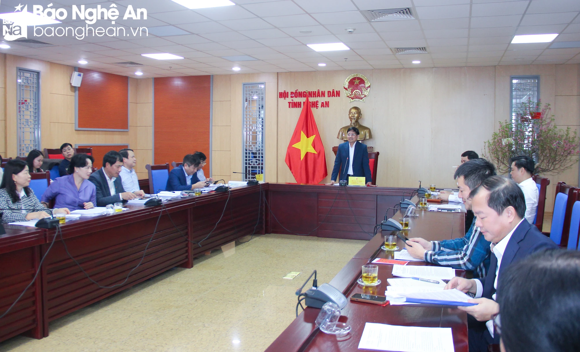 bna-mh20-1051.jpg.webp