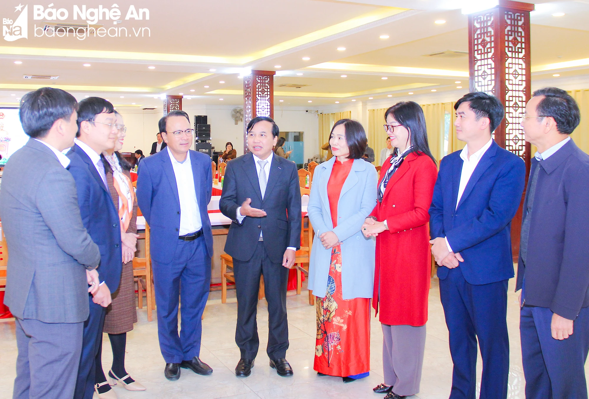 bna-thuong-truc-hdnd-tinh-trao-doi-kinh-nghiem-hoat-dong-voi-thuong-truc-cac-huyen-thi-xa-anh-mai-hoa-4755.jpg.webp