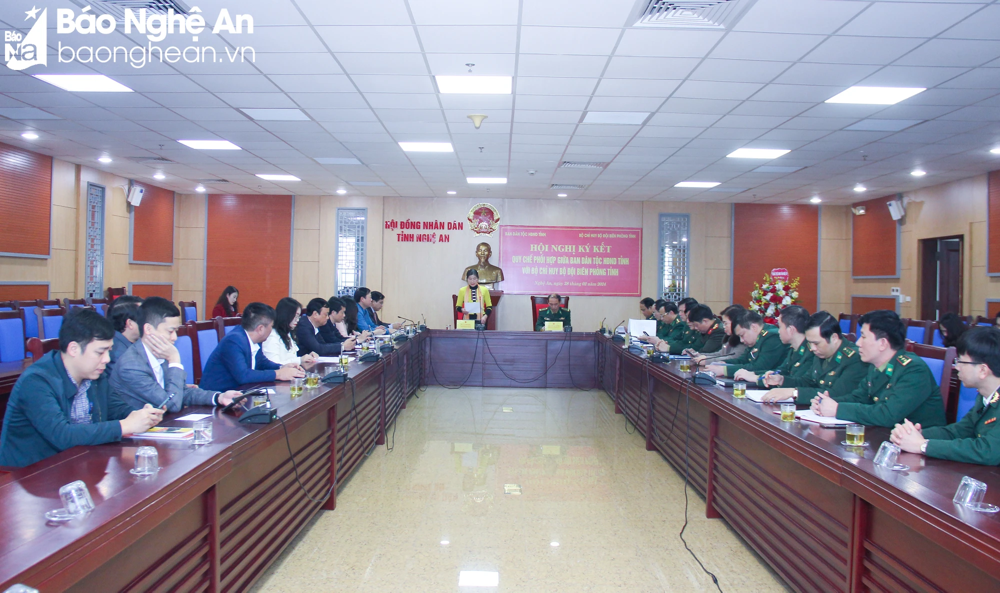 bna-mh16-516.jpg.webp