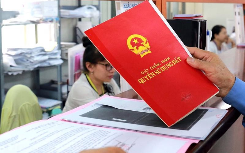 Sở Tài nguyên và Môi trường trả lời cử tri thành phố Vinh về xác nhận nghĩa vụ tài chính cho công dân khi được cấp Giấy chứng nhận quyền sử dụng đất