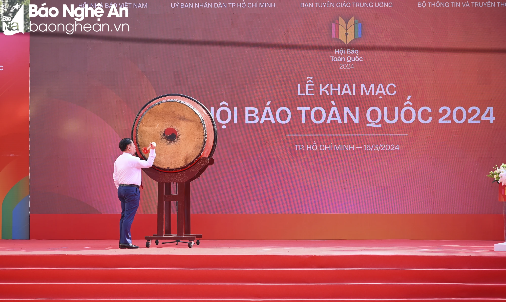 bna-6932-1637.jpg.webp