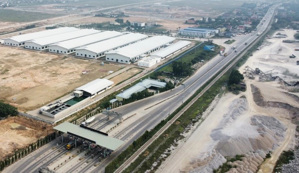 bna-1-quoc-lo-1a-doan-quan-thi-xa-hoang-mai-nghe-an-anh-thanh-cuong-9803-9375.jpeg.webp