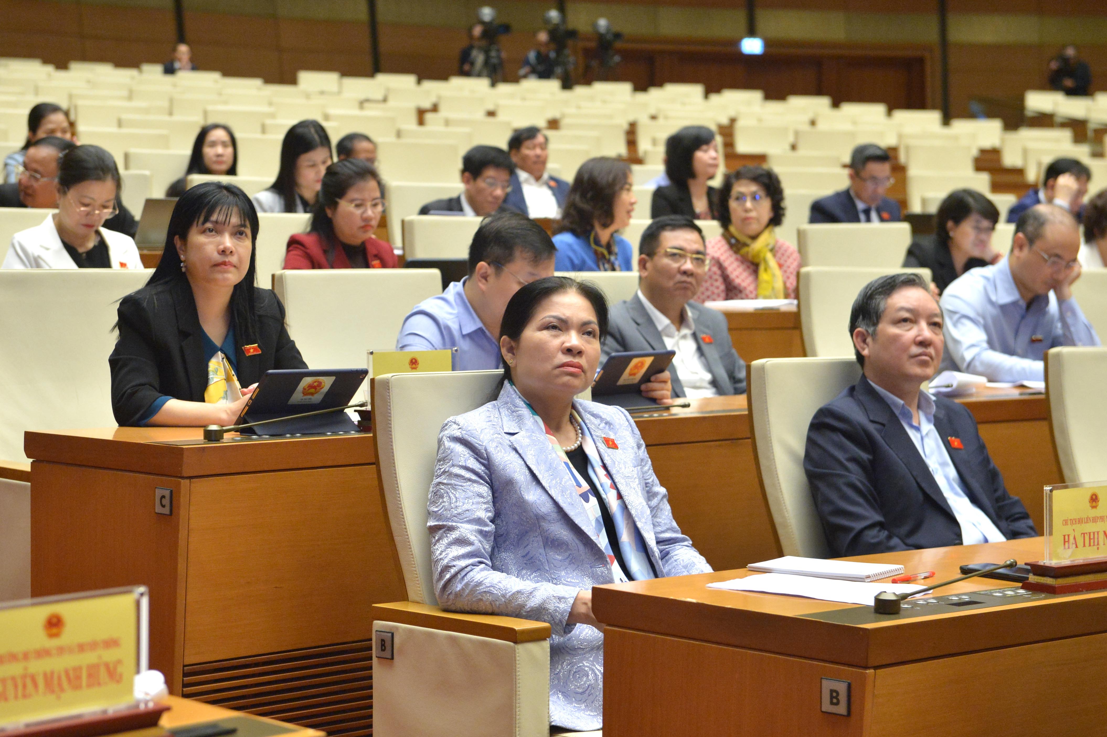 Cac-dai-bieu-du-Phien-Chat-van-1-1711083132870.jpg
