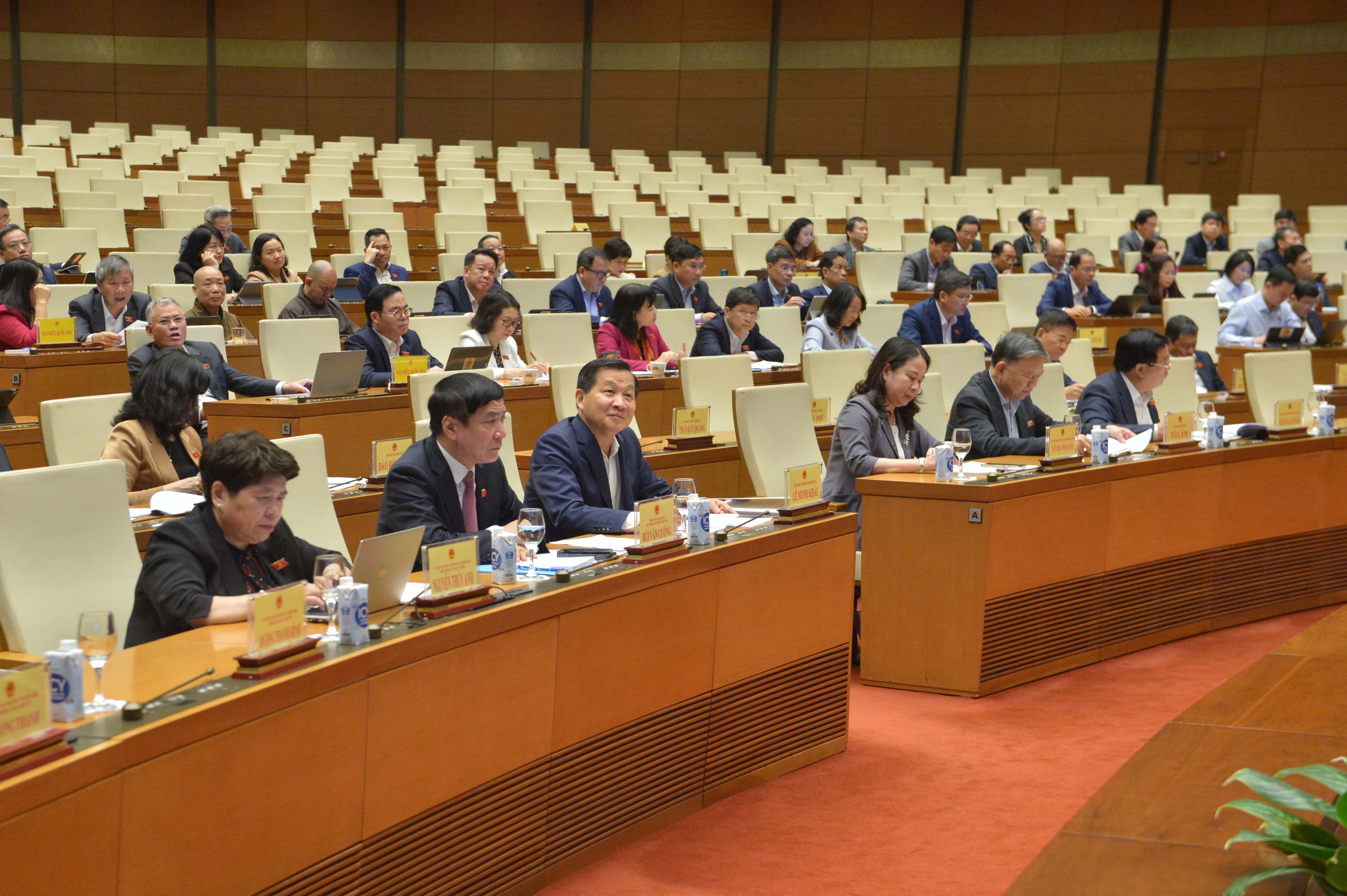 Cac-dai-bieu-du-Phien-Chat-van-2-1711083088034.jpg