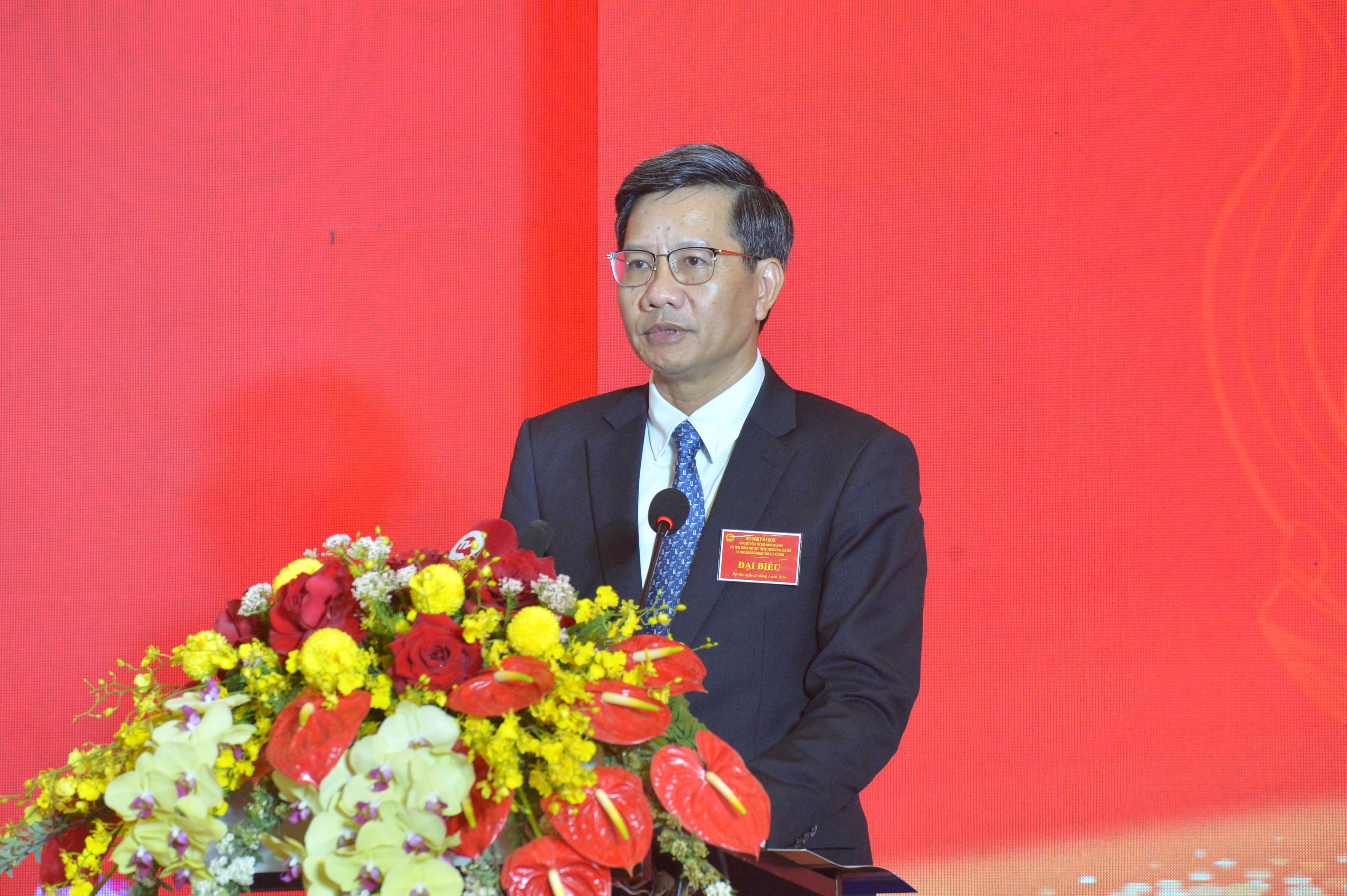 dong-chi-Le-Anh-Quan-Uy-vien-Ban-1711359528085.jpg