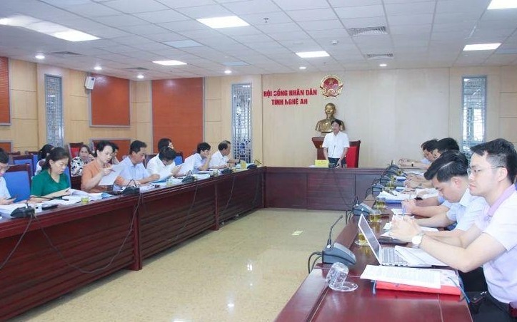 Ban Kinh tế - Ngân sách thẩm tra dự thảo một số nghị quyết trình HĐND tỉnh