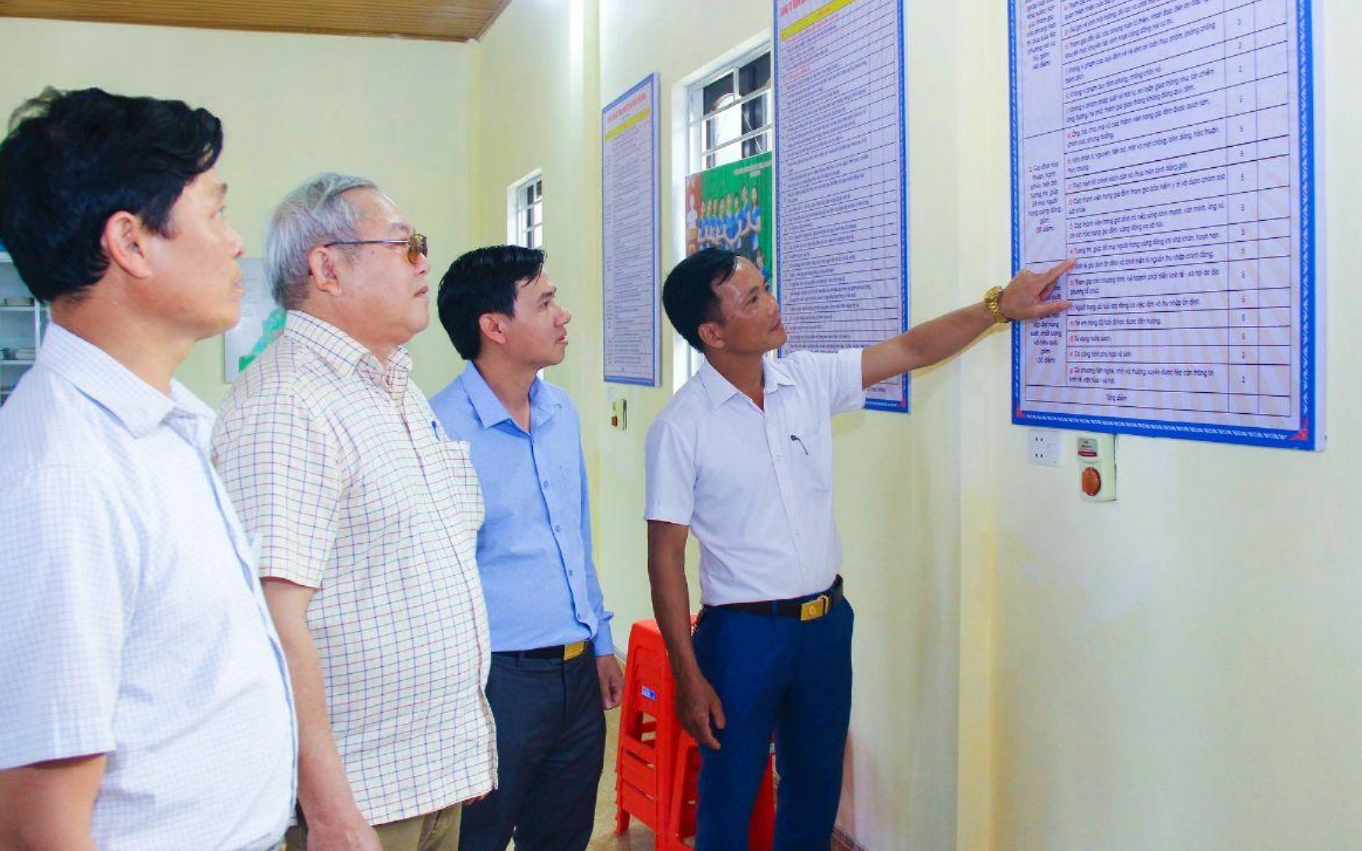 Nghệ An lấy ý kiến ban hành chính sách hỗ trợ đi lại, nhà ở, sinh hoạt phí đối với cán bộ lãnh đạo luân chuyển