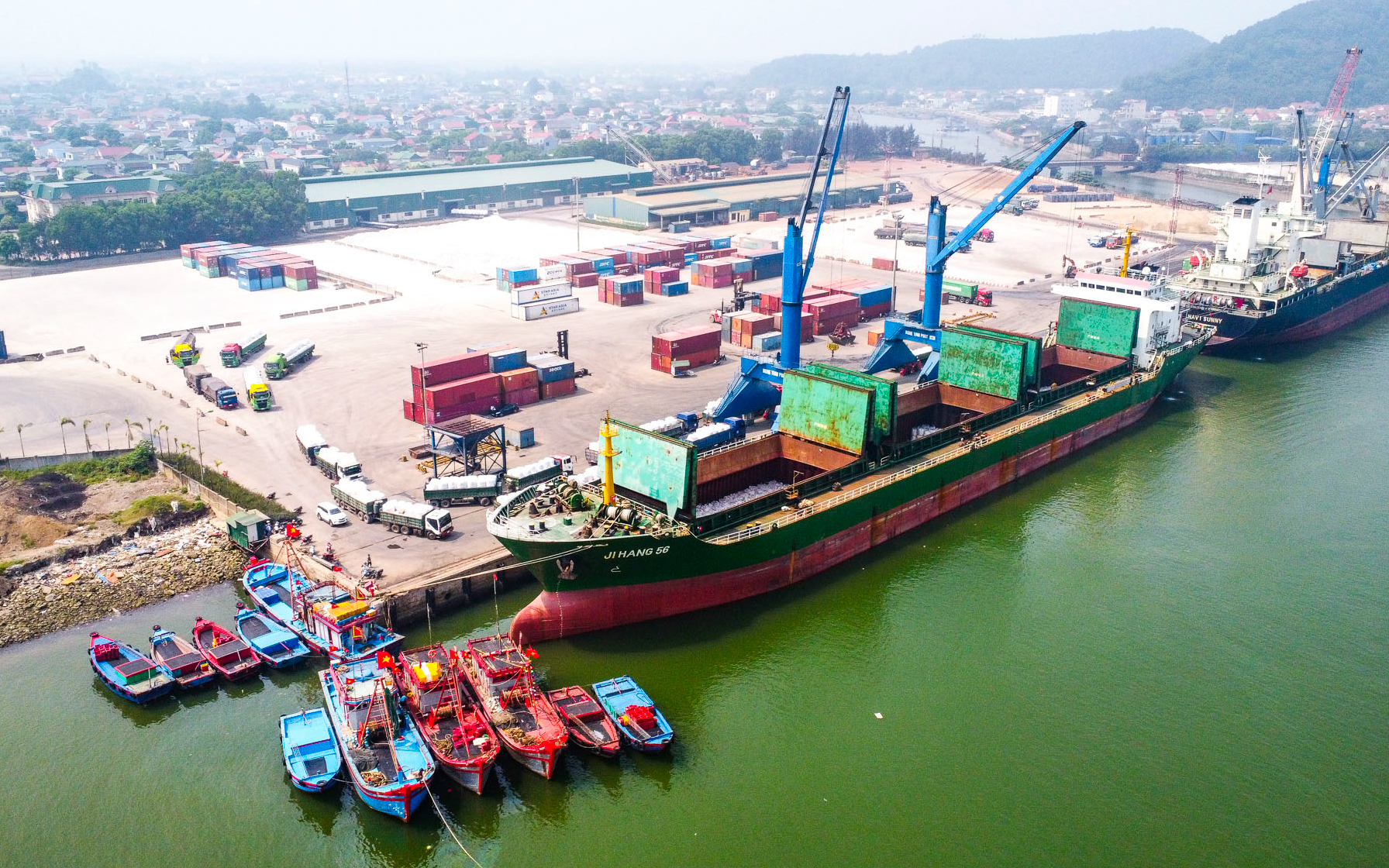 Thường trực HĐND tỉnh xử lý đơn của bà Nguyễn Thị Hương, trú tại khối Đoàn Kết, phường Nghi Thủy, thị xã Cửa Lò